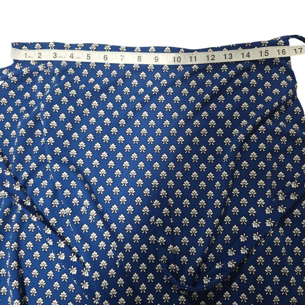 Michael Kors -1907 Wrap Skirt in Paisley Print Blue White Women's Size 14 / XL - Picture 6 of 6